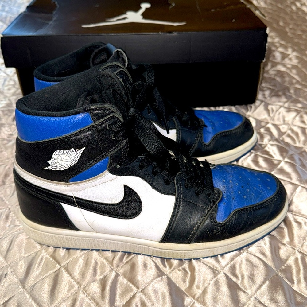 Nike Kids Air Jordan 1 Retro High OG GS Royal Toe Preloved